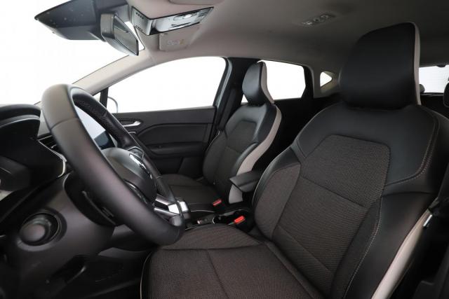 Renault Captur image 1