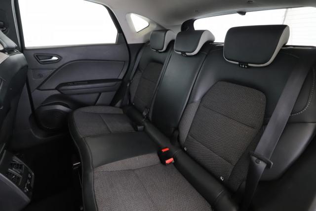 Renault Captur image 9