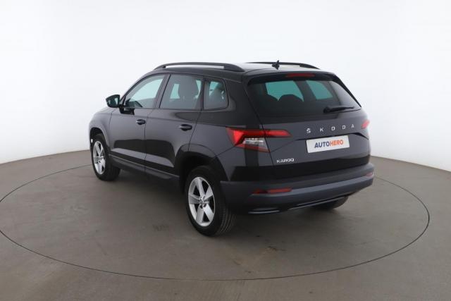 Skoda Karoq image 5