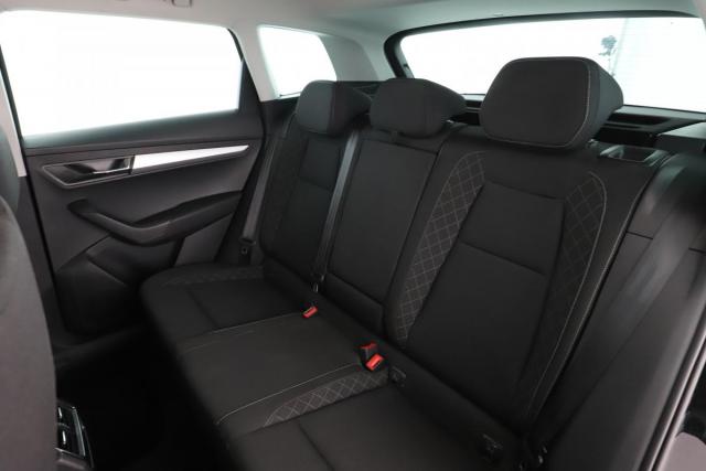 Skoda Karoq image 3