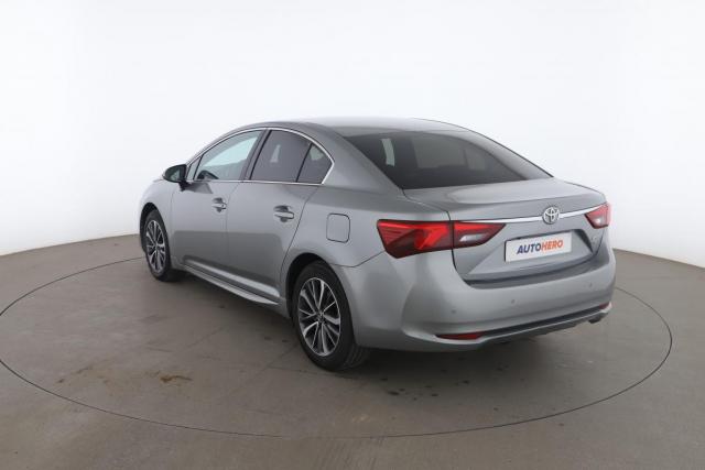 Toyota Avensis image 8