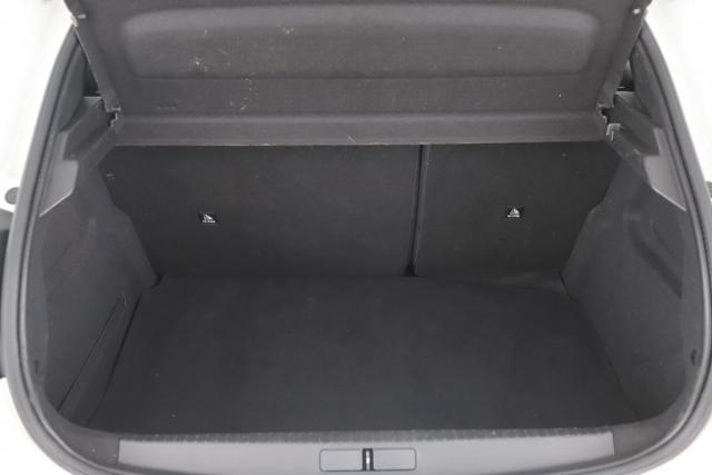 Peugeot 208 image 6