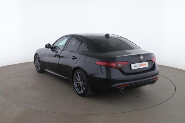 Alfa Romeo Giulia image 6