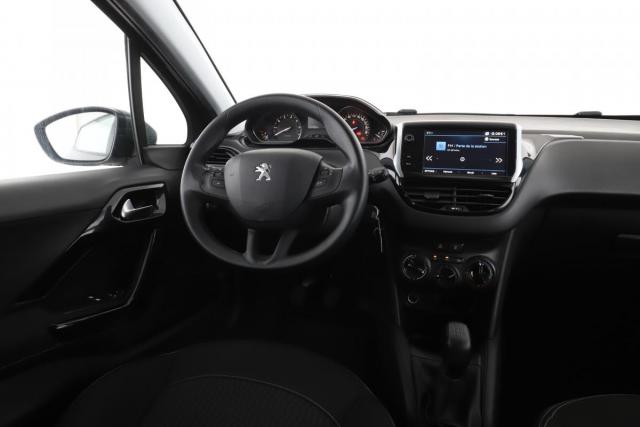 Peugeot 208 image 3