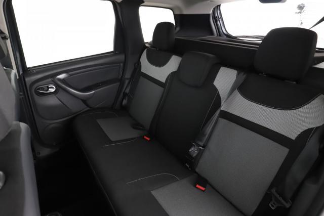 Dacia Duster image 1