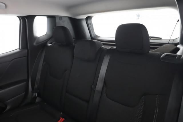 Jeep Renegade image 3