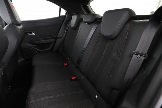 Opel Mokka image 9