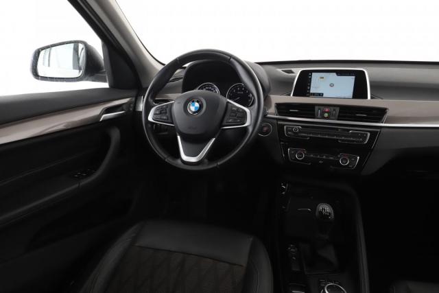 Bmw X1 image 2