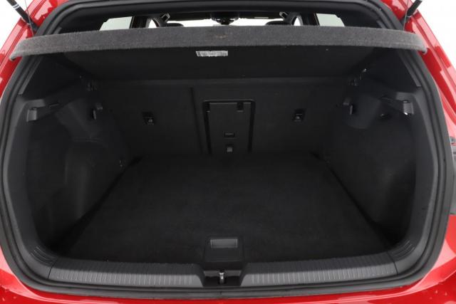 Volkswagen Golf image 4