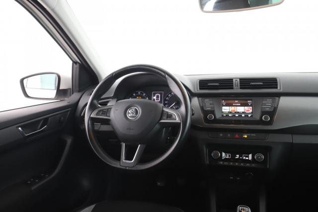 Skoda Fabia image 8