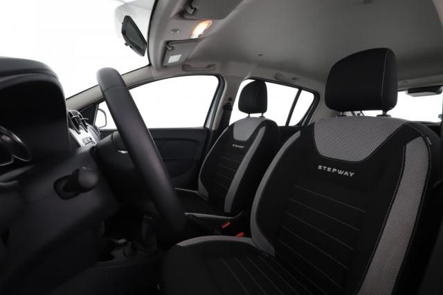Dacia Sandero Ii image 2