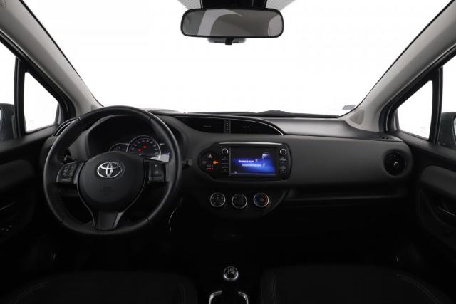 Toyota Yaris image 2