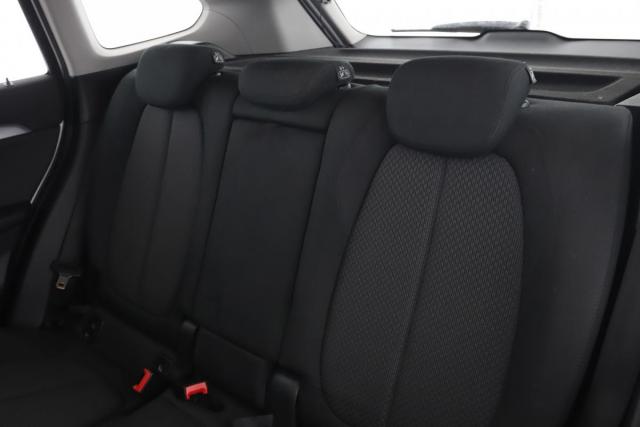 Bmw X1 image 9