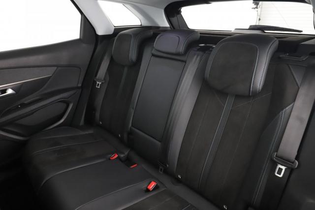 Peugeot 3008 image 1