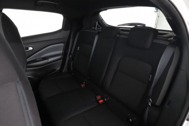Nissan Juke image 8