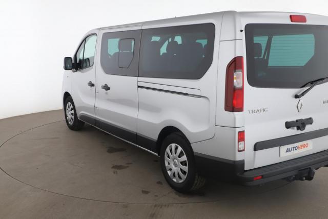Renault Trafic image 2