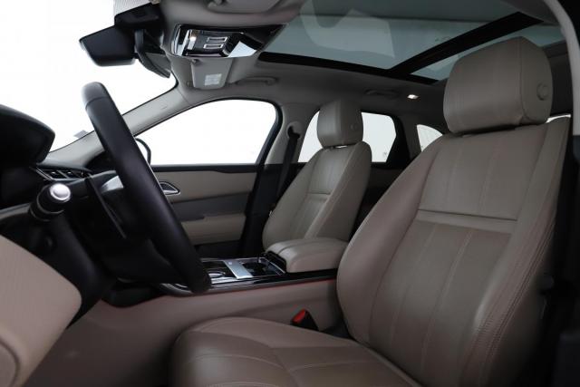 Land Rover Range Rover Velar image 9