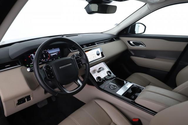 Land Rover Range Rover Velar image 8