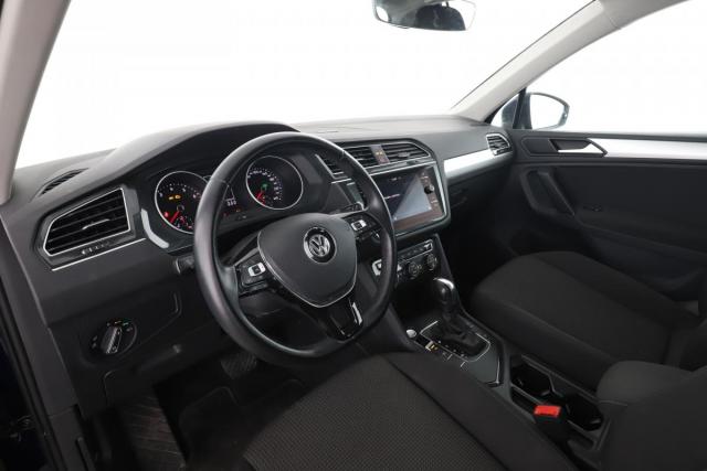 Volkswagen Tiguan image 8