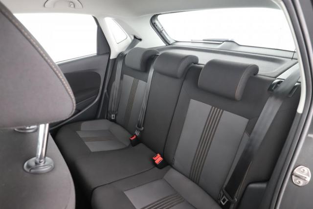 Volkswagen Polo image 9