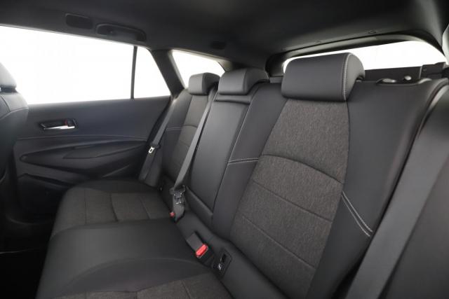 Toyota Corolla Touring Sports image 6