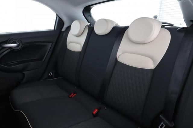 Fiat 500x image 8