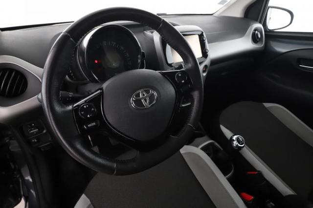 Toyota Aygo image 2