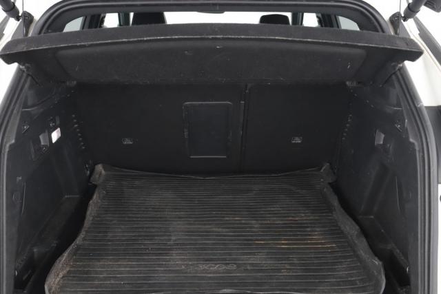 Peugeot 3008 image 8