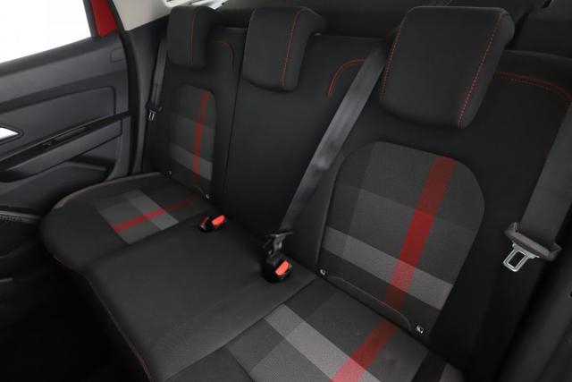 Dacia Duster image 8