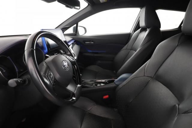 Toyota C-Hr image 3
