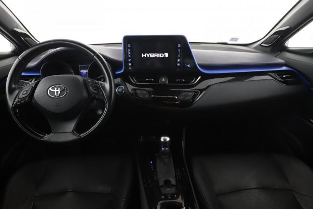 Toyota C-Hr image 7
