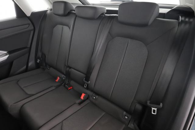 Audi Q3 image 3