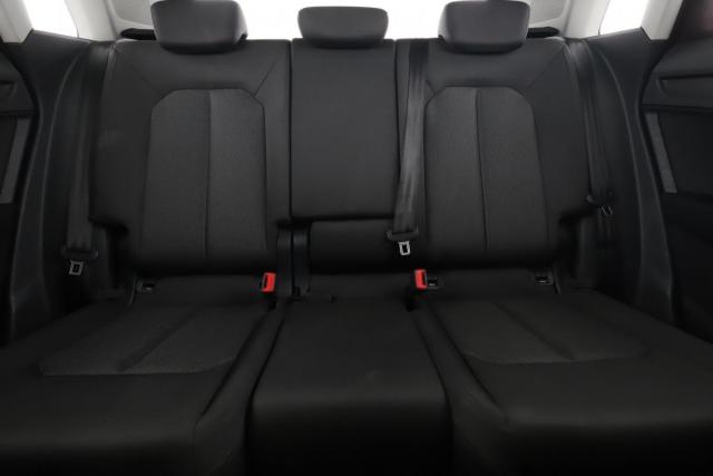 Audi Q3 image 8