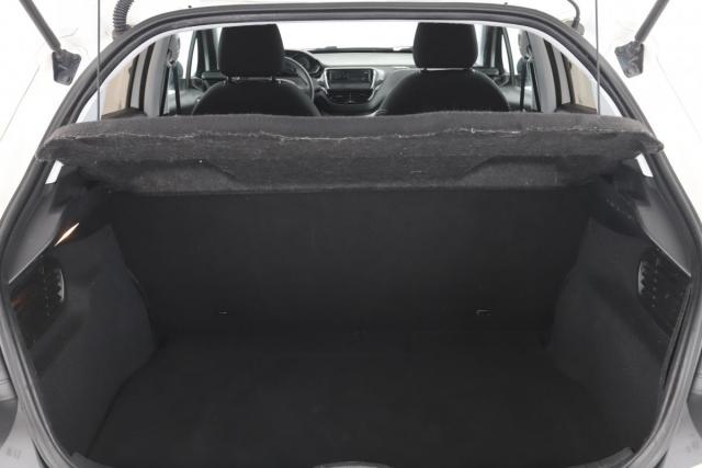 Peugeot 208 image 3