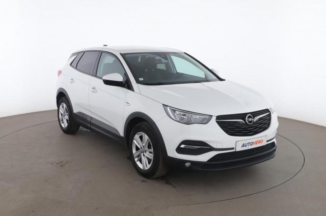 Opel Grandland X image 2