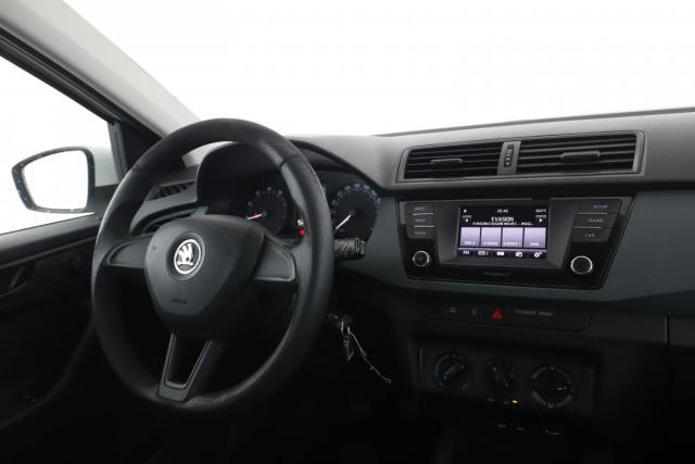 Skoda Fabia image 9