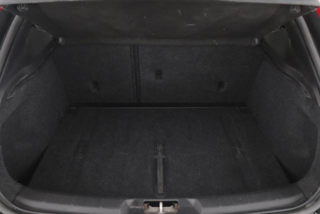 Volvo V40 image 5