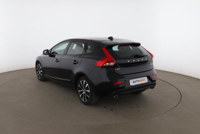 Volvo V40 image 8