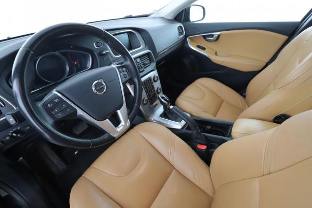 Volvo V40 image 9