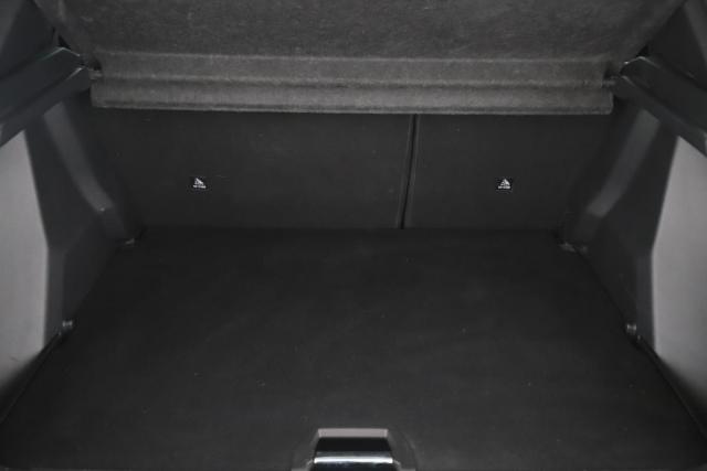 Peugeot 2008 image 3