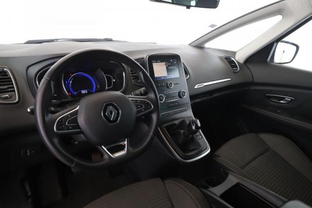 Renault Grand Scénic image 2