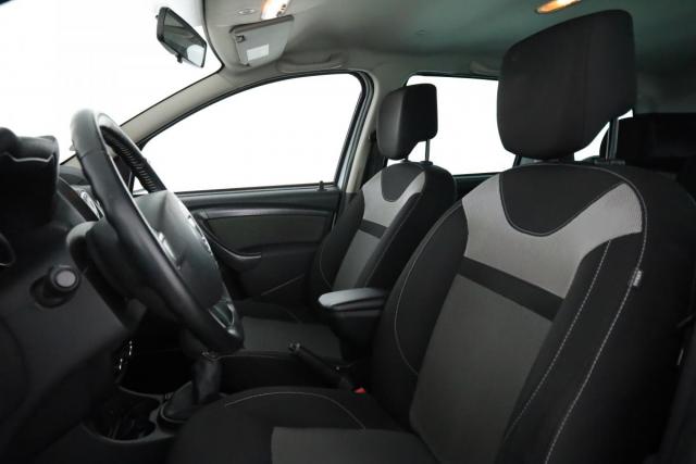 Dacia Duster image 9