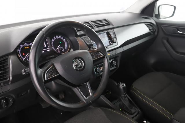 Skoda Fabia image 2