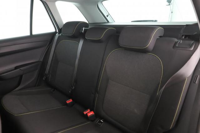 Skoda Fabia image 6