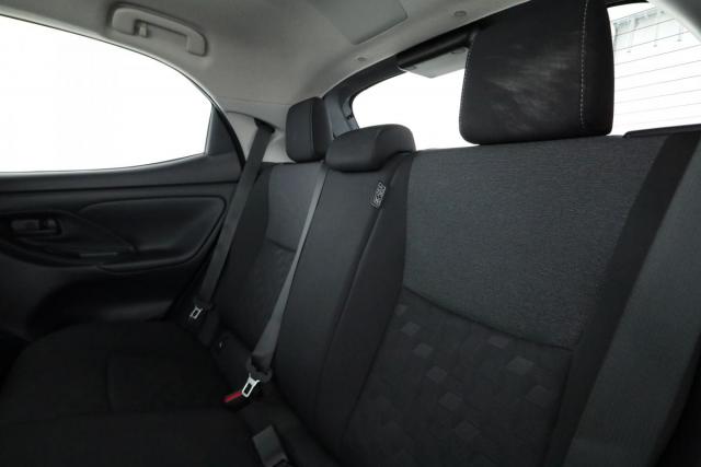 Toyota Yaris image 4