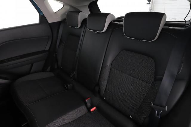 Renault Captur image 8