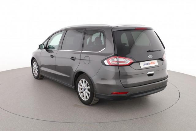 Ford Galaxy image 9