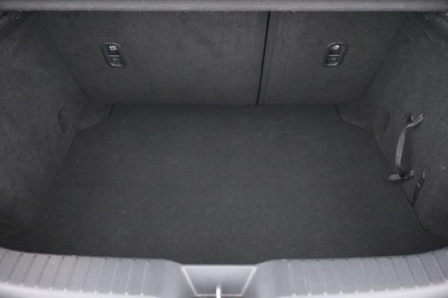 Mazda 3 image 6