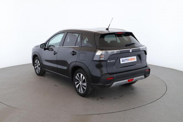 Suzuki S-Cross image 3
