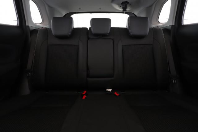 Suzuki S-Cross image 2